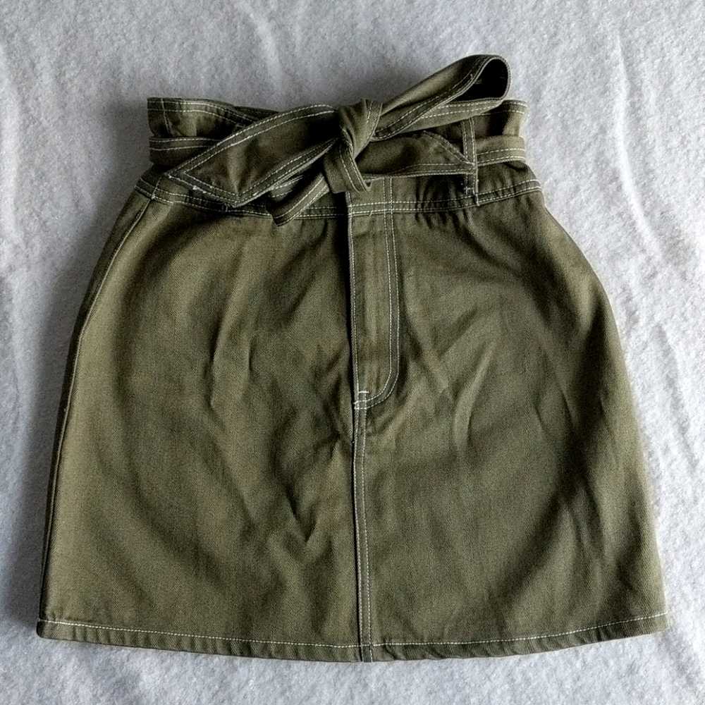 High-waisted mini skirt